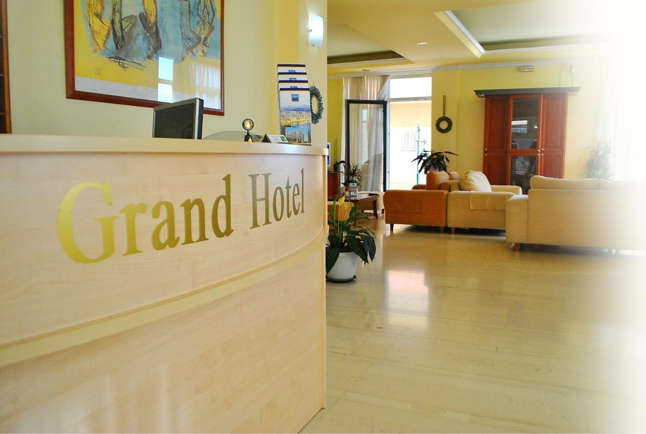 Grand Hotel Loutraki المظهر الخارجي الصورة